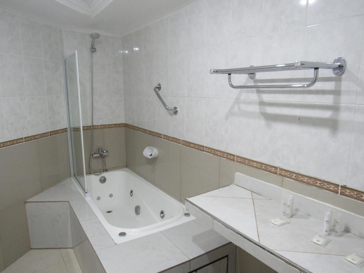 Hotel קאלטה אוליביה מראה חיצוני תמונה